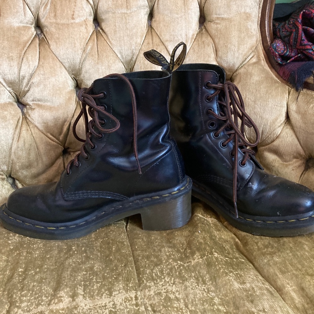 Dr. Martens Clemency boots